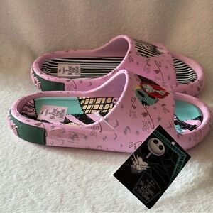 The Nightmare Before Christmas‎ Slides Girls Size 13 Pink Slip On New
